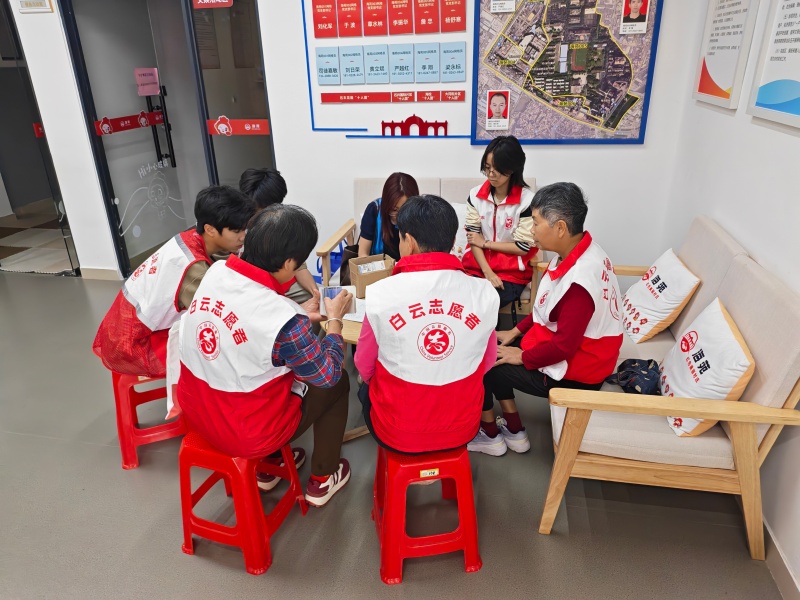 志愿同行•应急护航！ 白云湖街社工站为困难群体筑牢安全防线